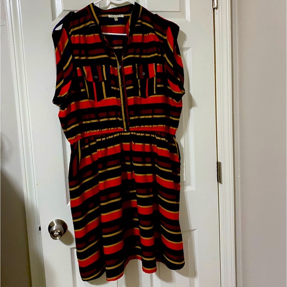 Dress - Picture 1 of 1